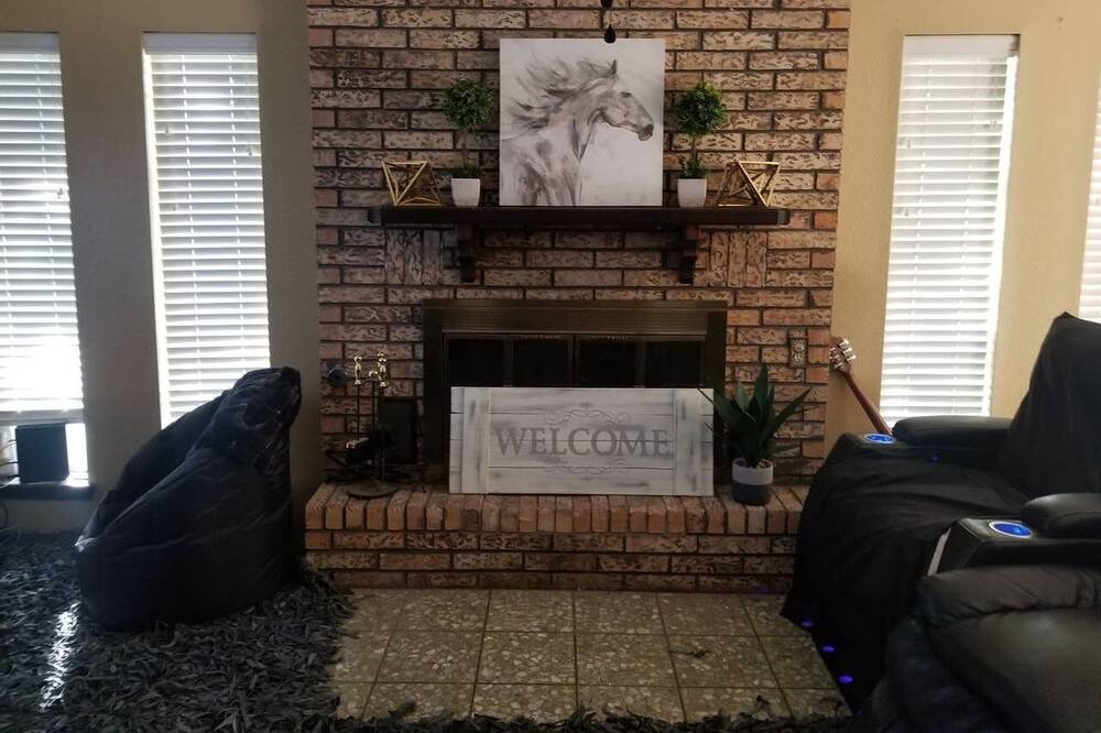 Photo of Livingroom in Chickasha
