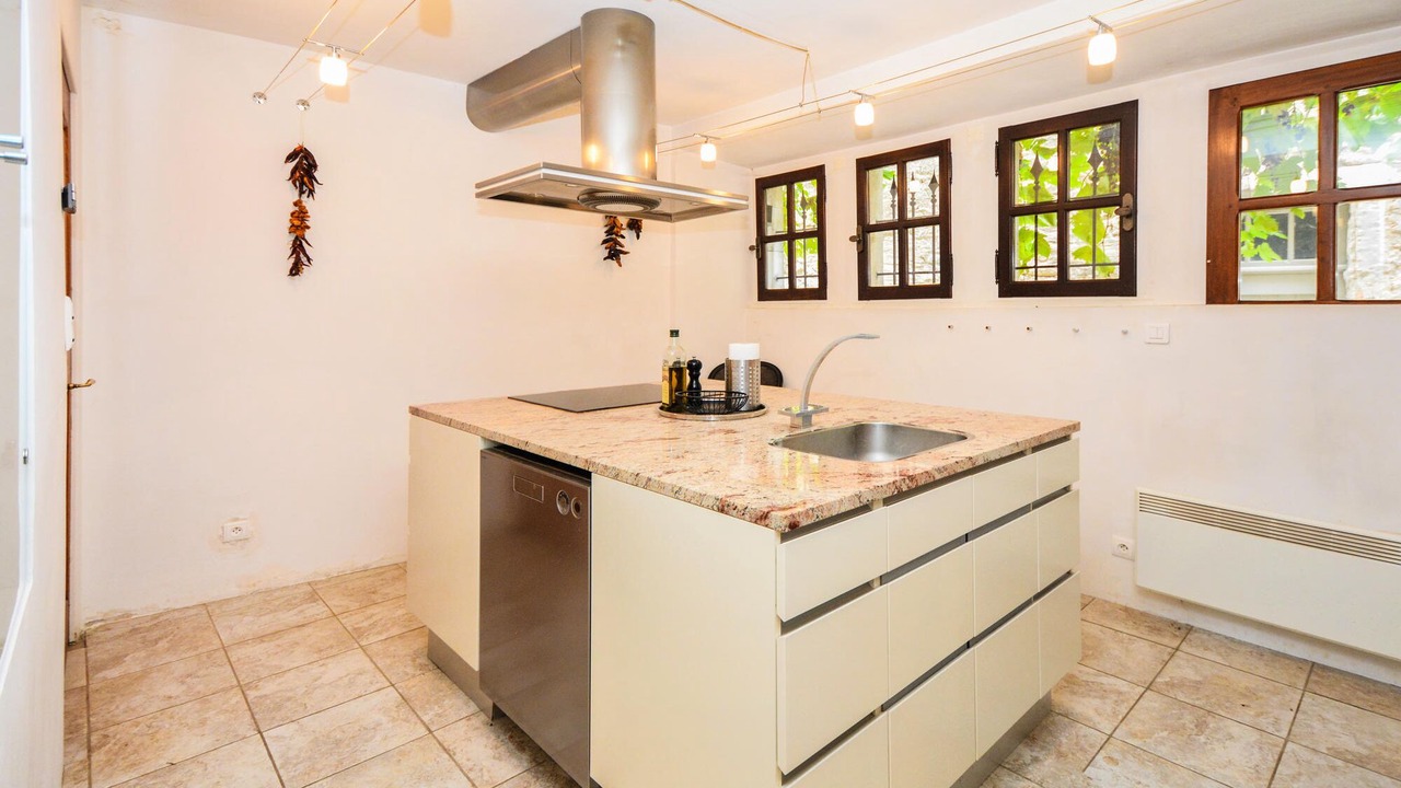 Photo of Kitchen in Aigueze