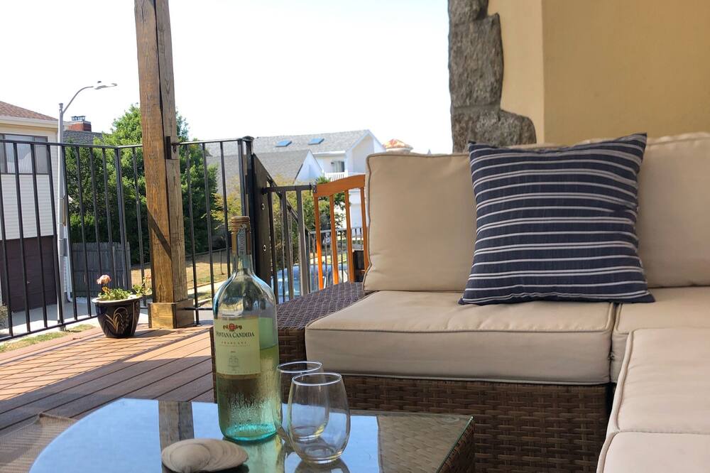 Photo of Patio Balcony in Lido Beach