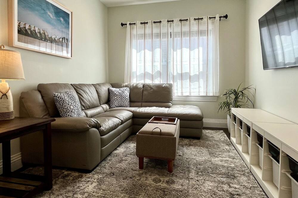 Photo of Livingroom in Lido Beach