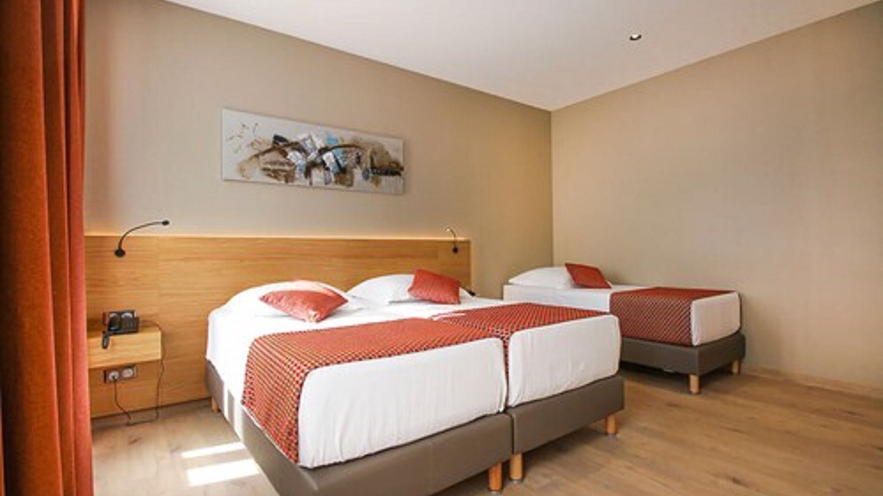 Photo of Bedroom in Bagneres-de-Luchon