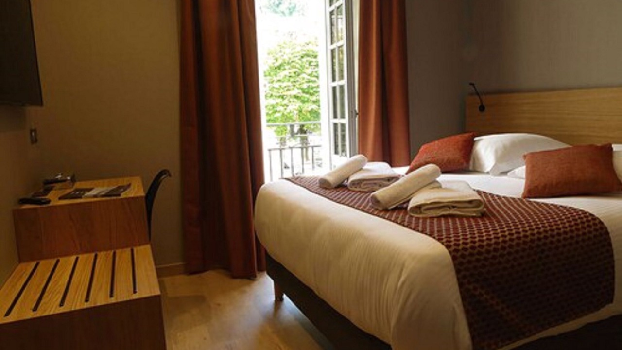 Photo of Bedroom in Bagneres-de-Luchon