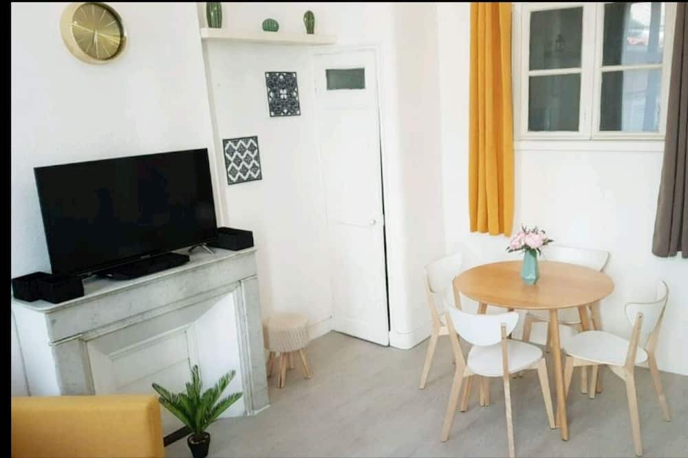 Photo of Others in Baille