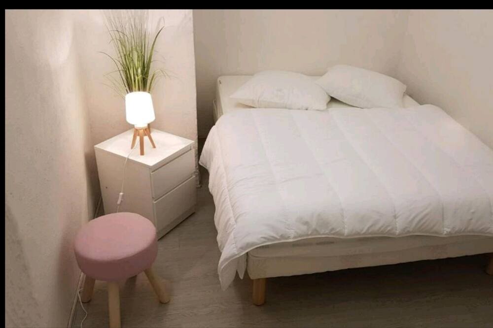 Photo of Others in Baille