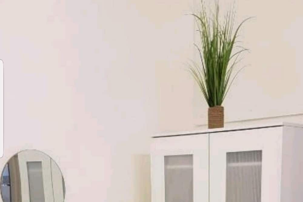 Photo of Others in Baille