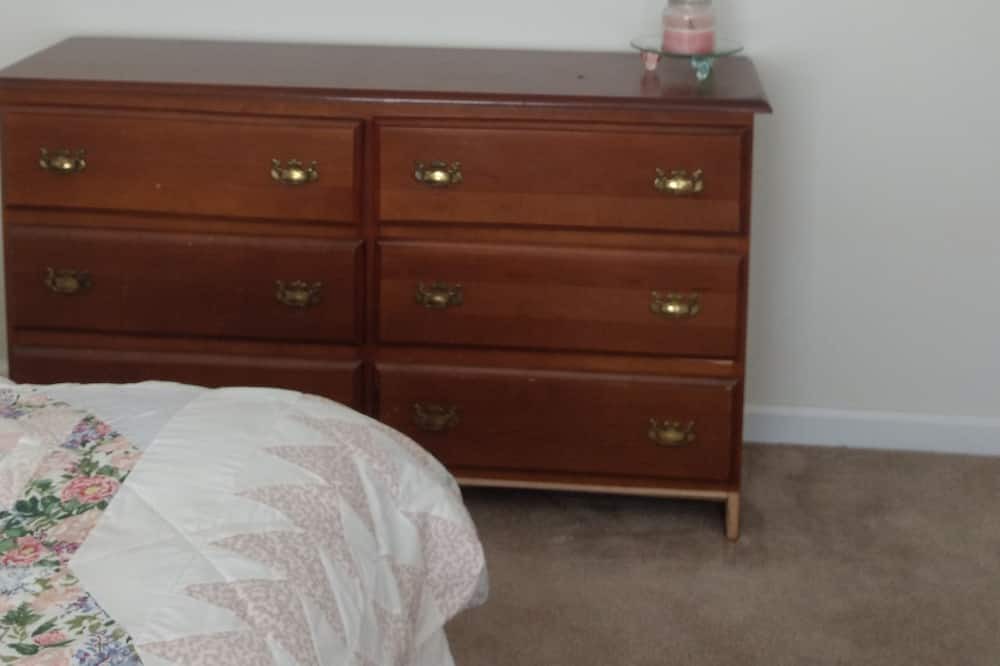 Photo of Bedroom in Middletown