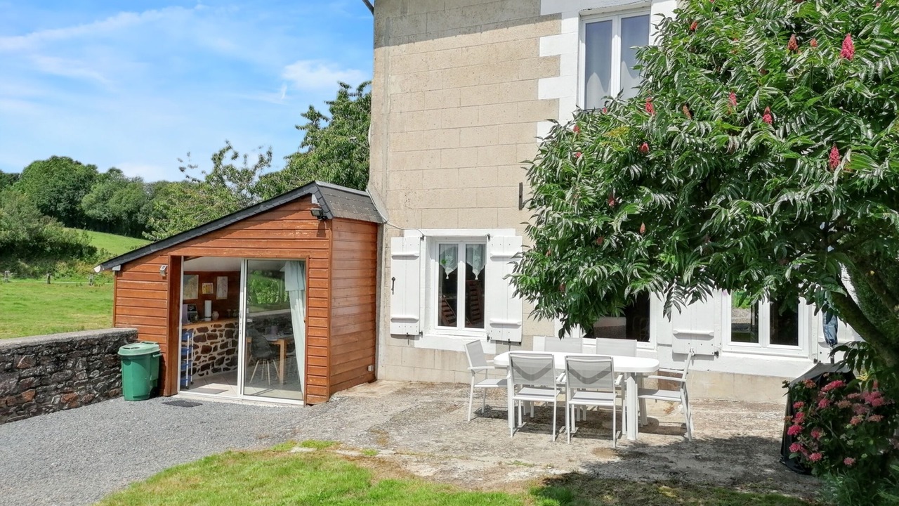 Photo of Patio Balcony in Gavray