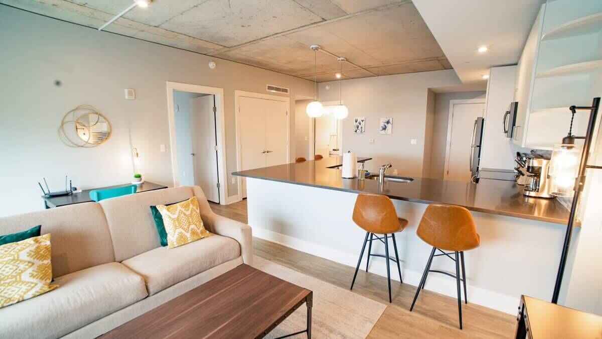 Photo of Livingroom in Downtown