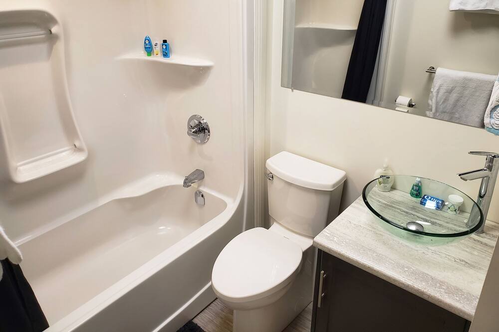 Photo of Bathroom in Plum Coulee