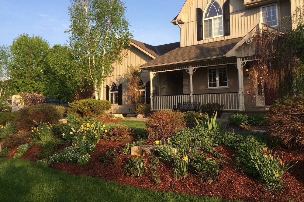 Photo of Outdoor in Thornton