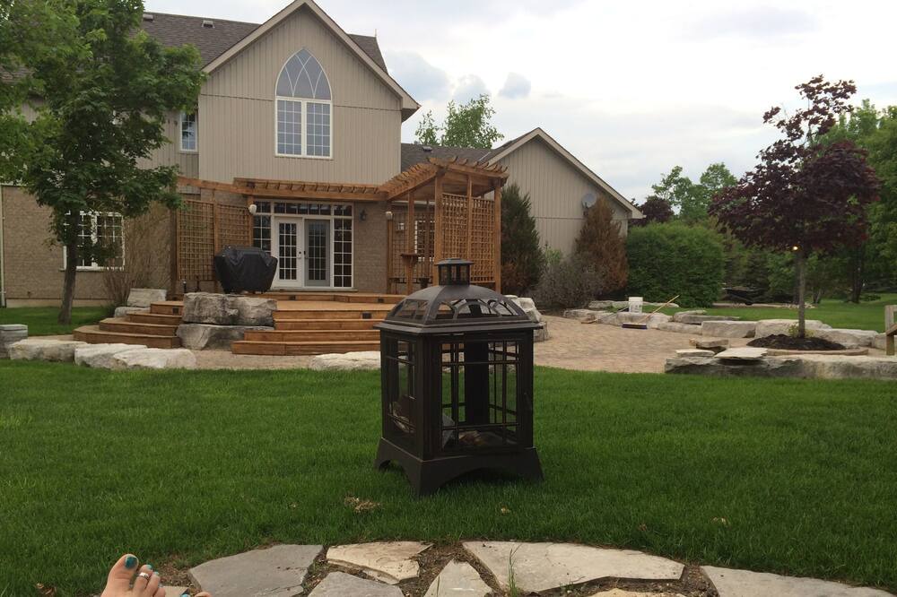 Photo of Outdoor in Thornton