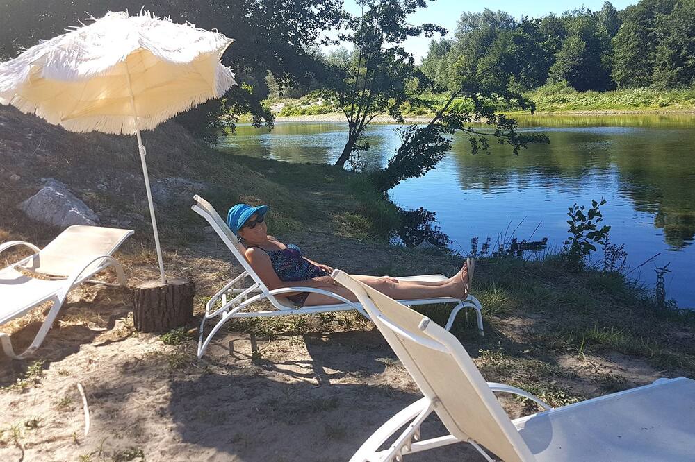Photo of Outdoor in Lezan