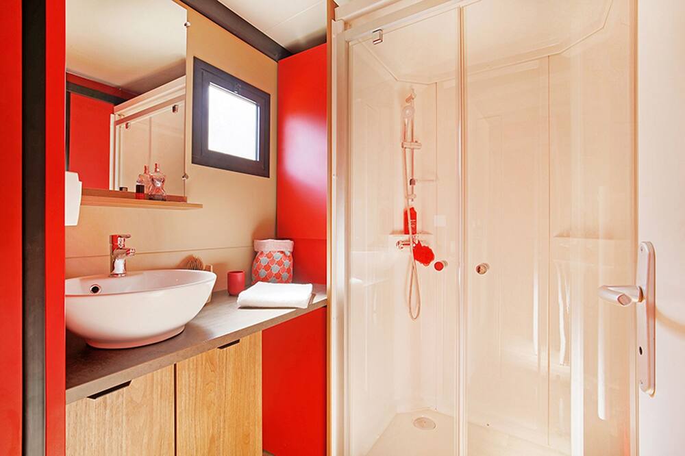 Photo of Bathroom in Lezan