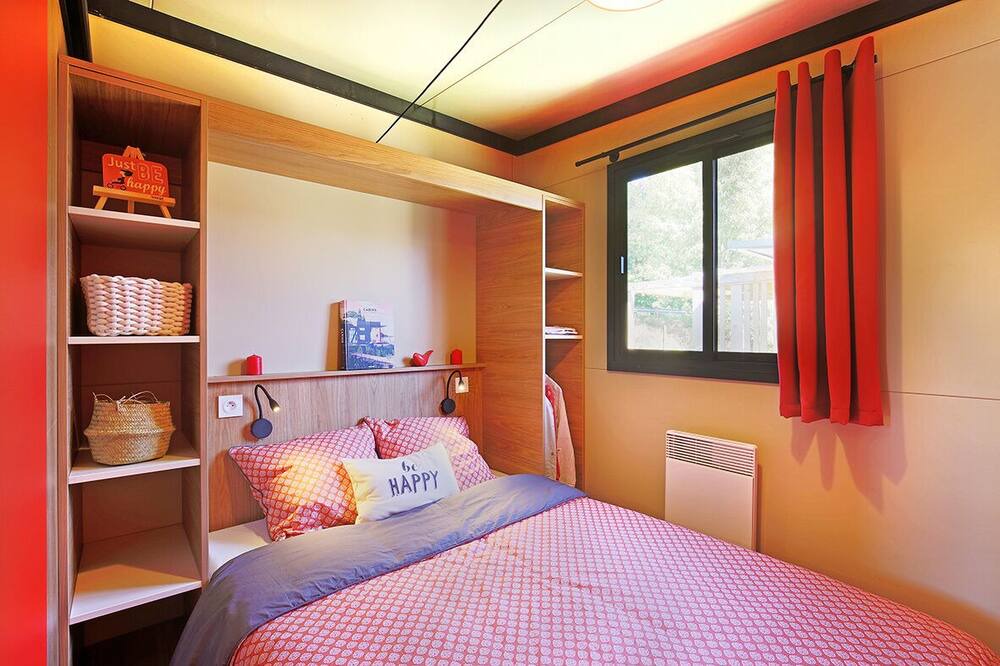 Photo of Bedroom in Lezan