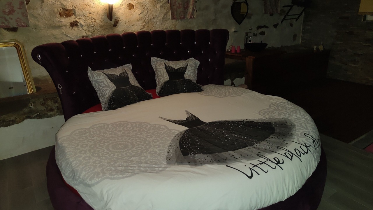 Photo of Bedroom in La Celle