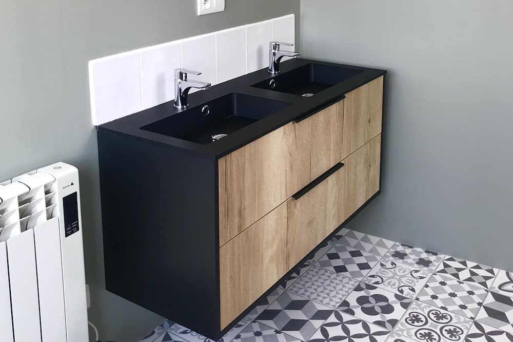 Photo of Bathroom in Paulhiac