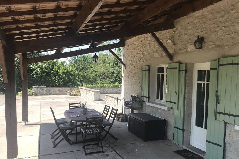 Photo of Patio Balcony in Paulhiac