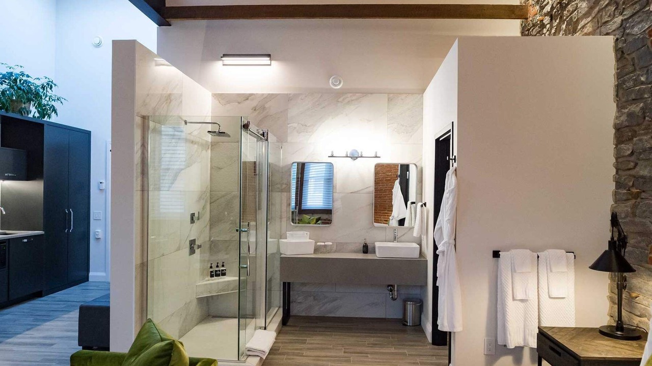 Photo of Bathroom in Brockville