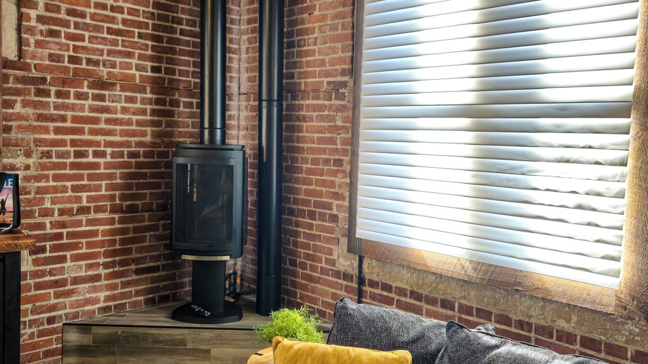 Photo of Livingroom in Brockville