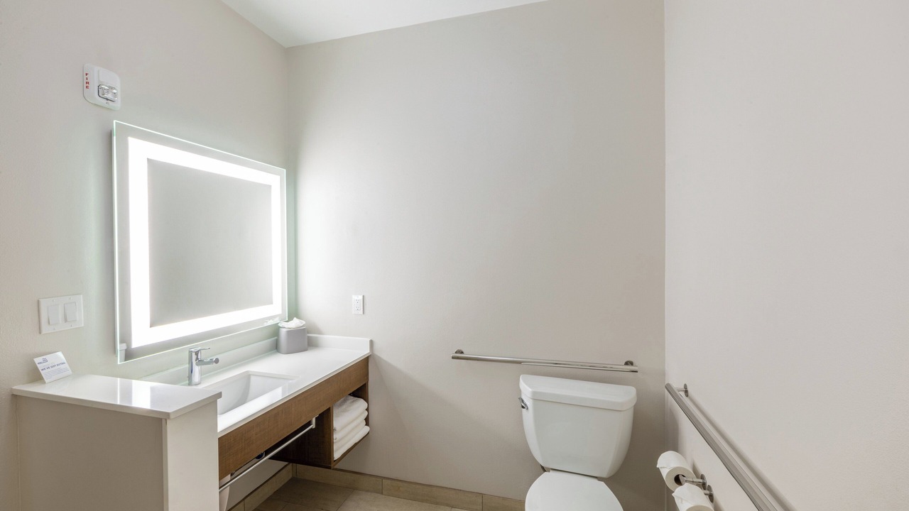 Photo of Bedroom in Lindale