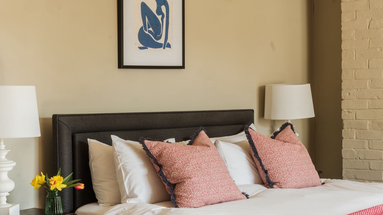 Photo of Bedroom in Hindon