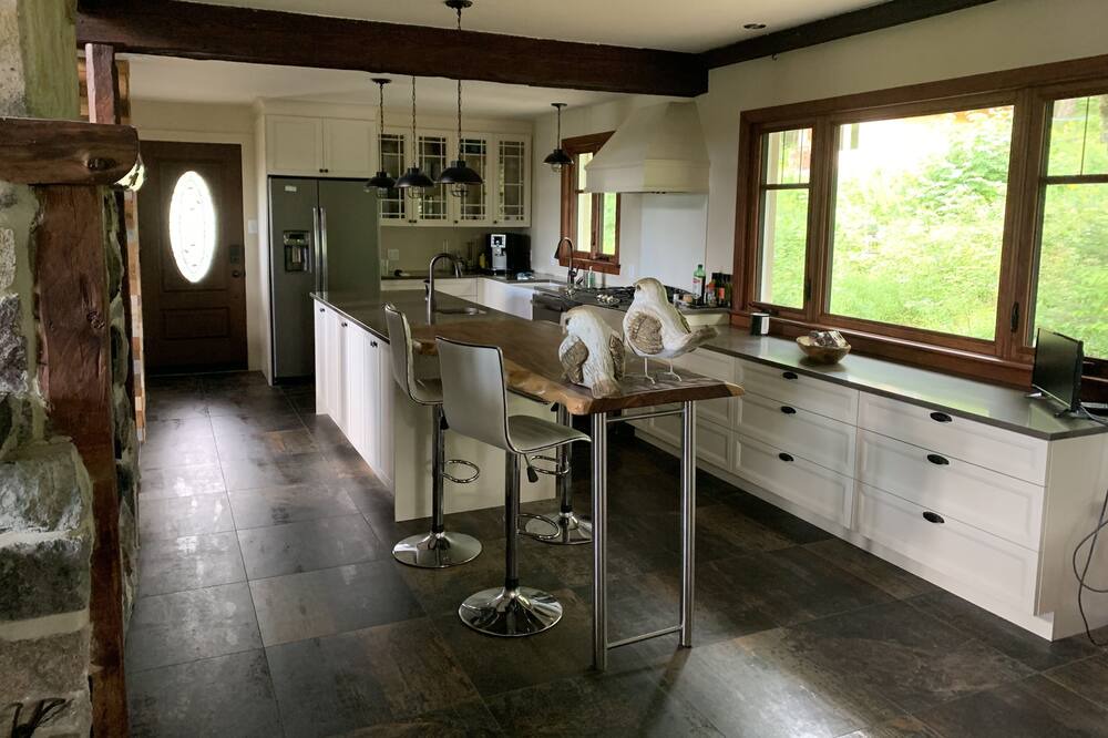 Photo of Kitchen in Lac Beauport