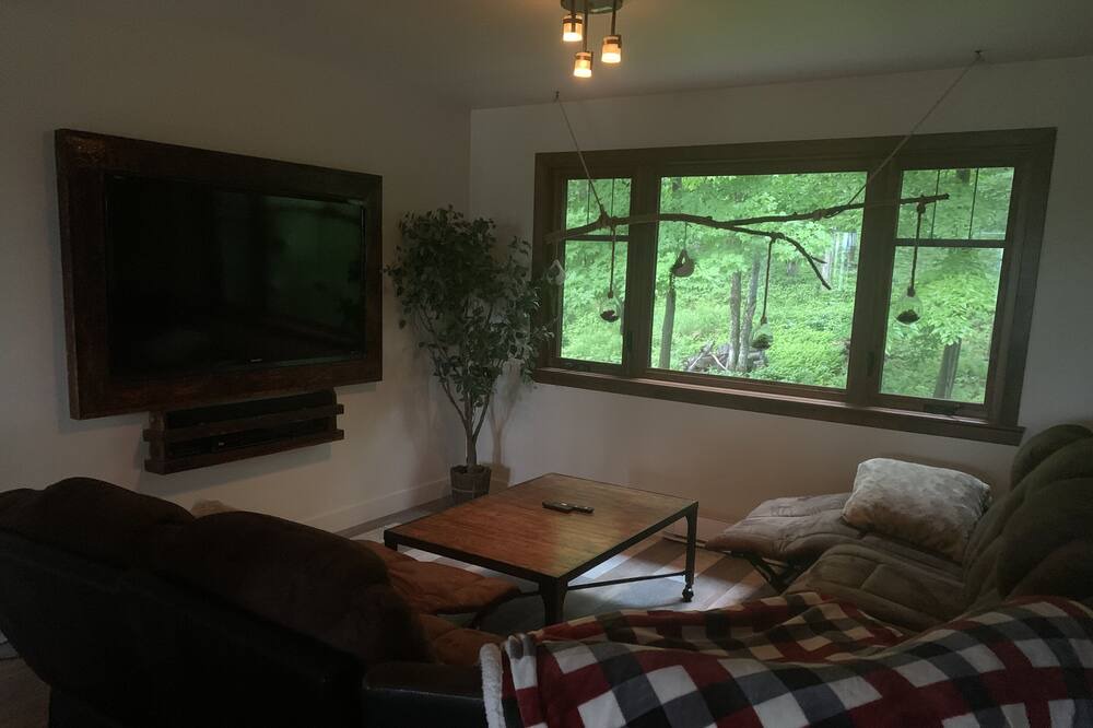 Photo of Livingroom in Lac Beauport
