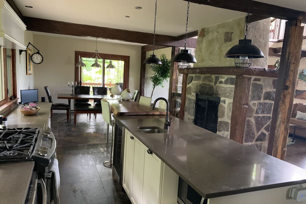 Photo of Kitchen in Lac Beauport