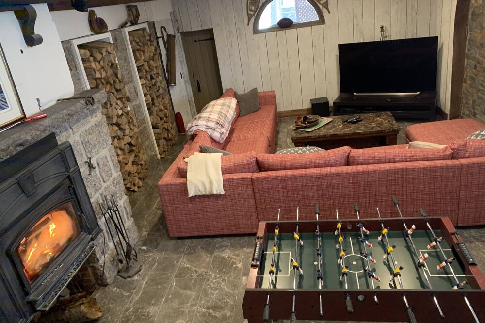 Photo of Livingroom in Lac Beauport