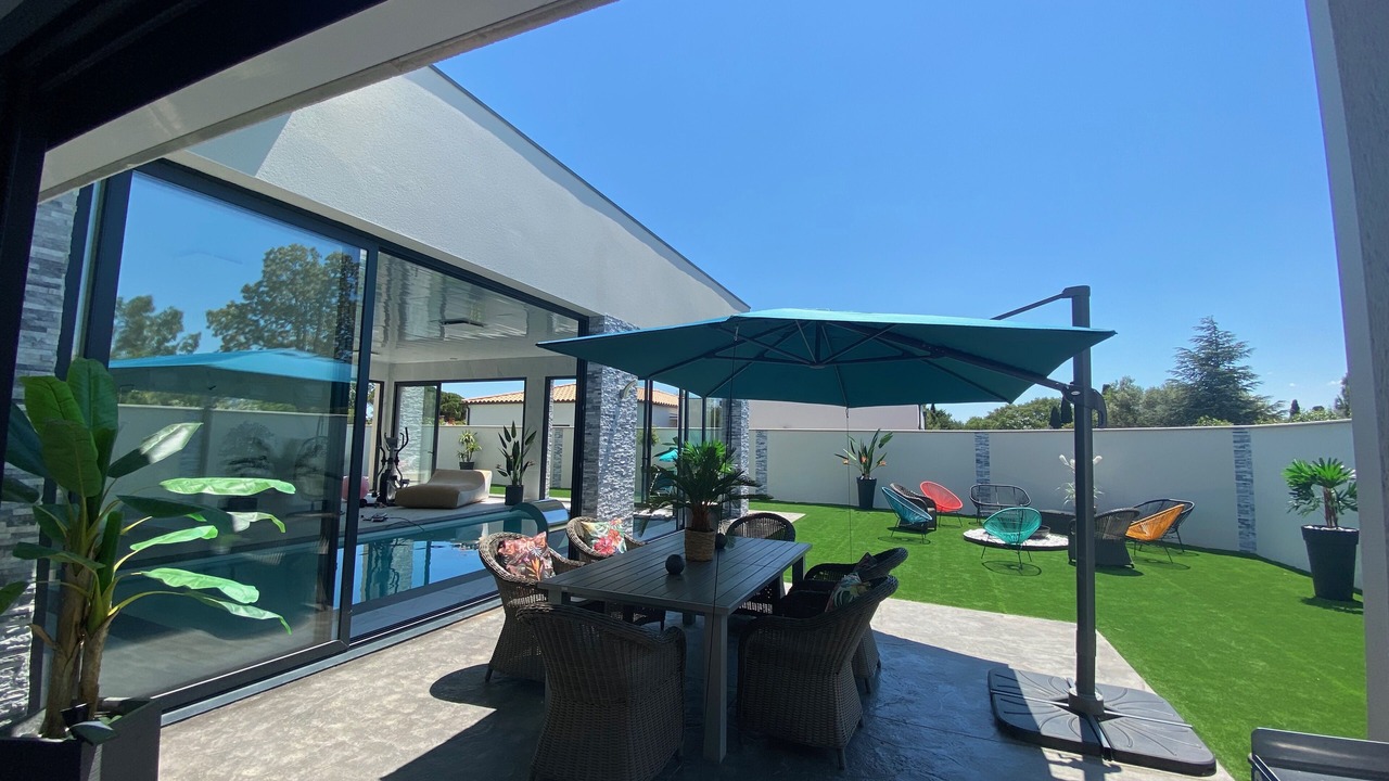 Photo of Patio Balcony in Llupia