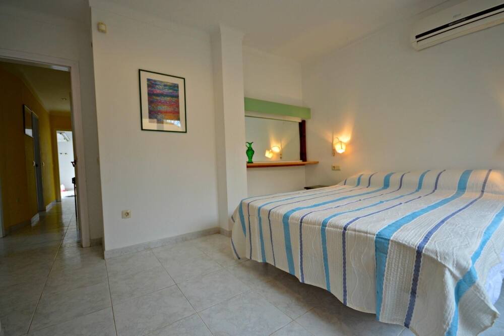 Photo of Bedroom in Sant Pere Pescador