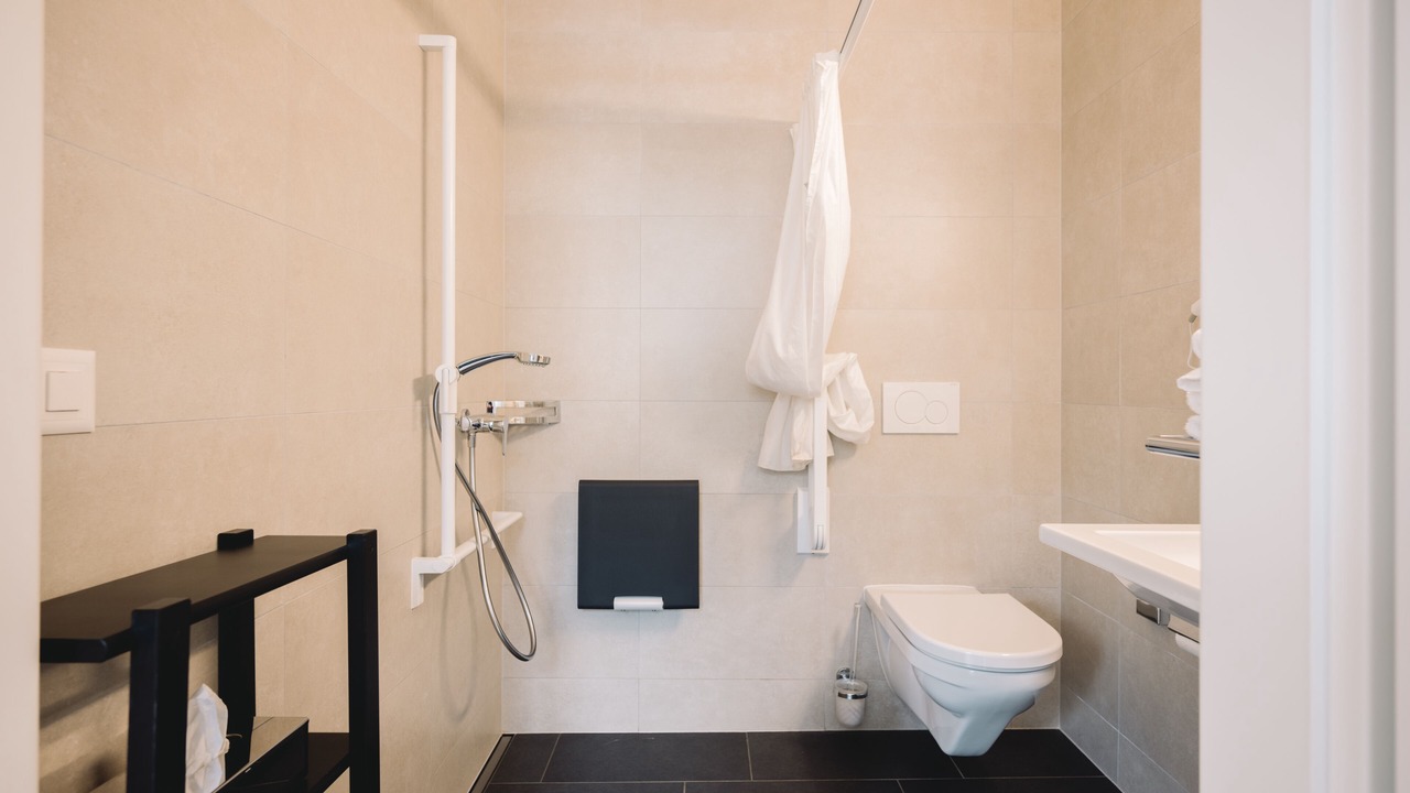 Photo of Bathroom in Ballaigues