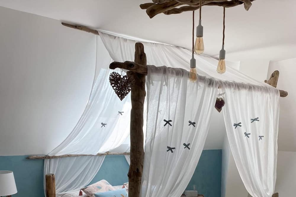 Photo of Bedroom in Saint-Hilaire-de-Brethmas