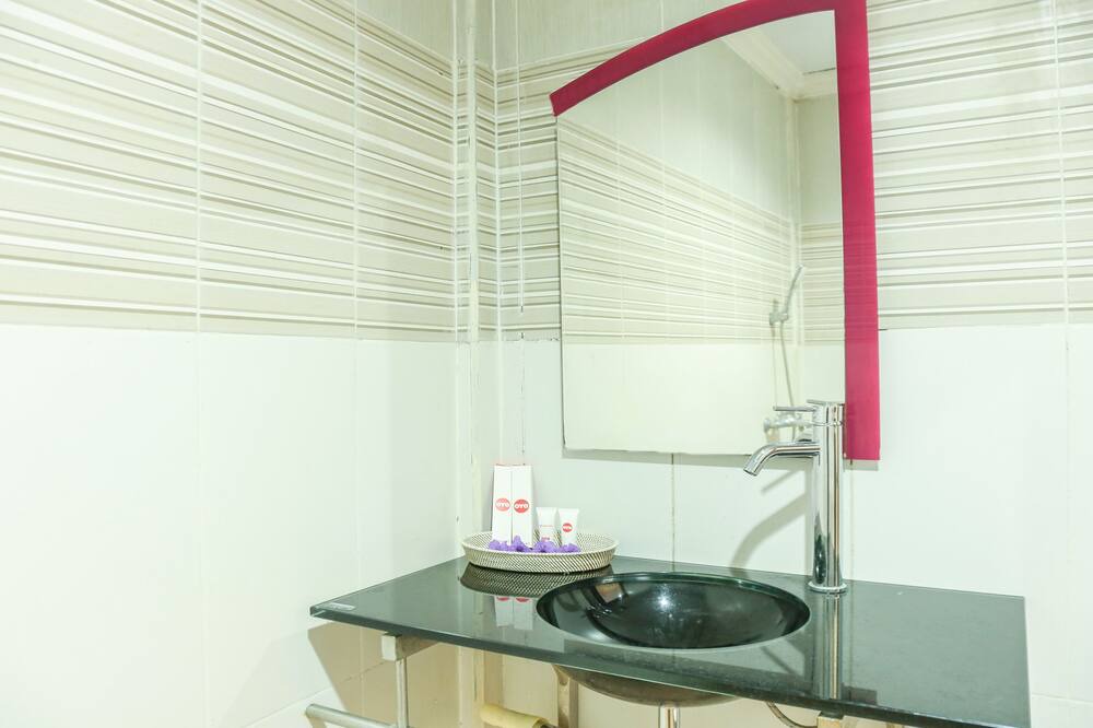 Photo of Bathroom in Praya