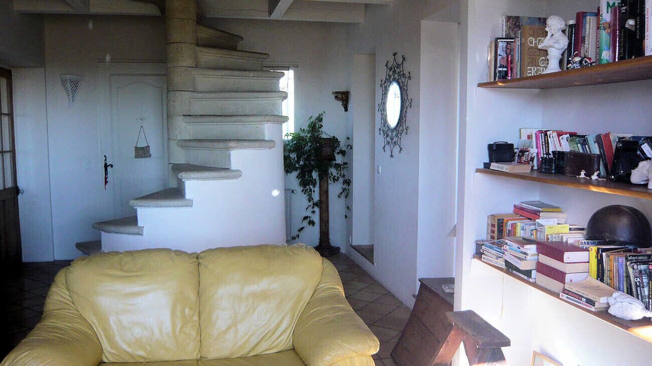 Photo of Others in Cucuron