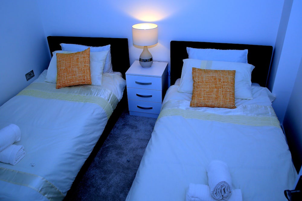 Photo of Bedroom in Mayesbrook