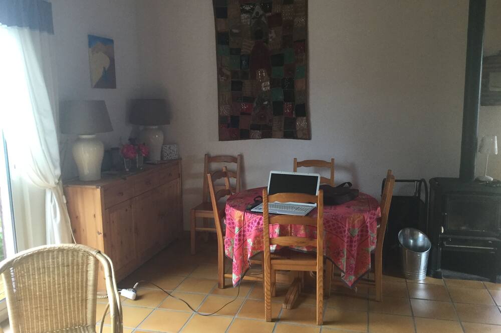 Photo of Kitchen in Sainte-Eulalie-en-Born