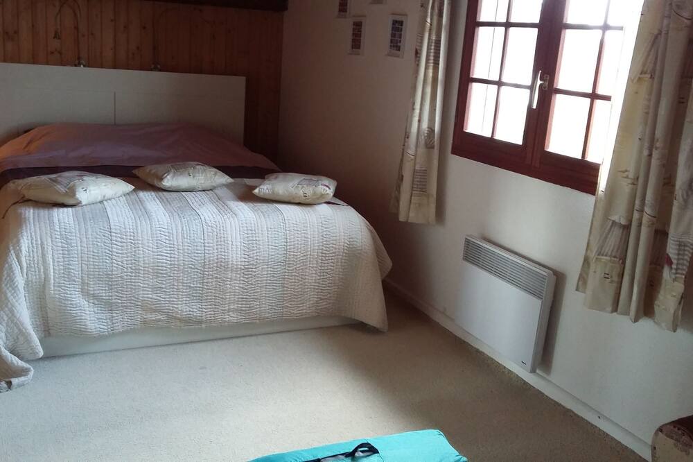 Photo of Bedroom in Sainte-Eulalie-en-Born