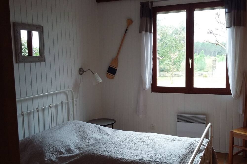 Photo of Bedroom in Sainte-Eulalie-en-Born