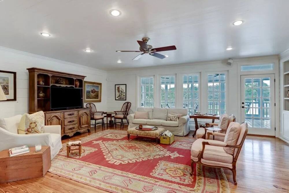 Photo of Bedroom in Fayetteville