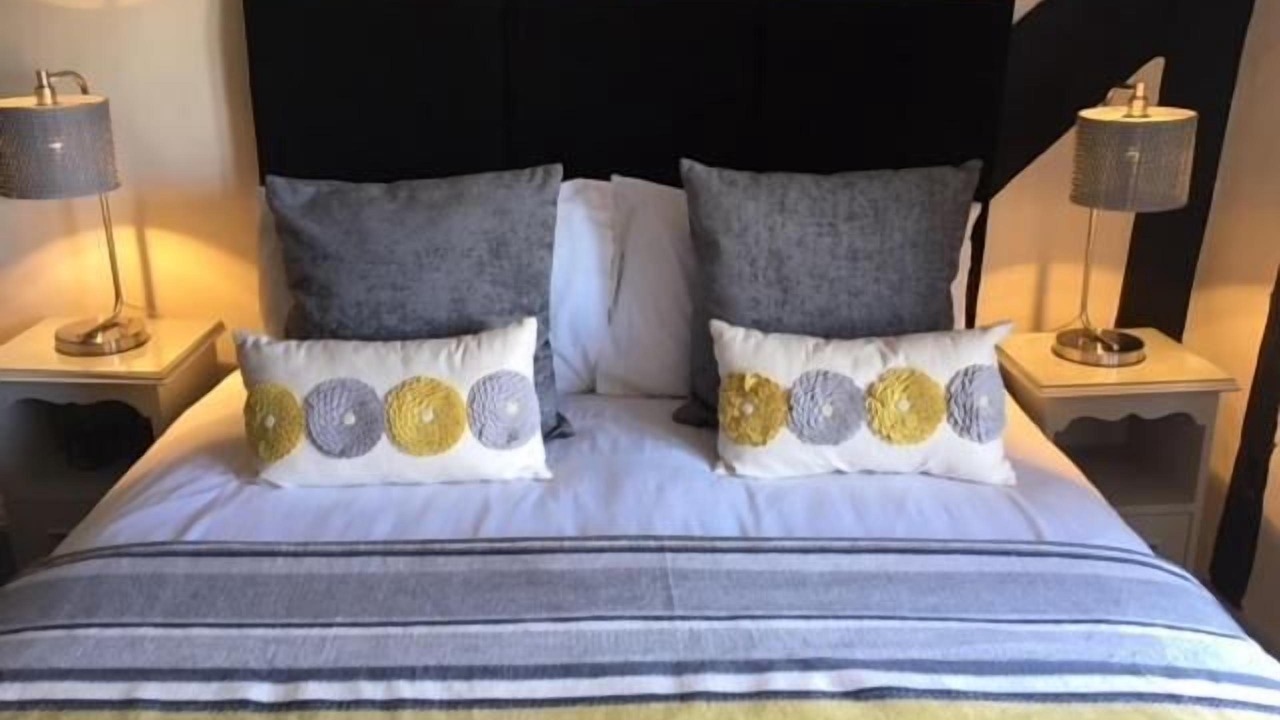 Photo of Others in Newenden