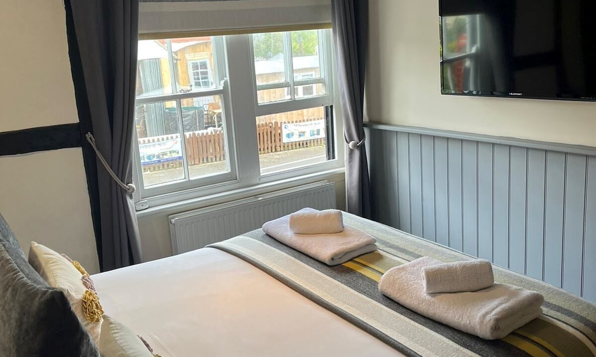 Photo of Bedroom in Newenden