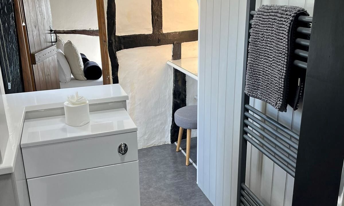 Photo of Bathroom in Newenden