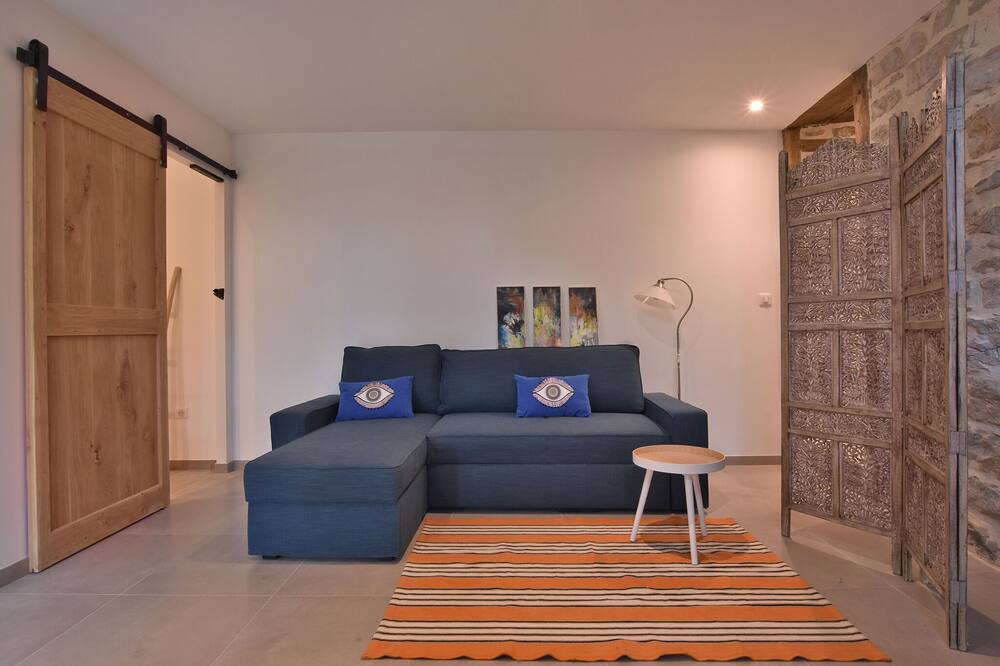 Photo of Livingroom in Thegra