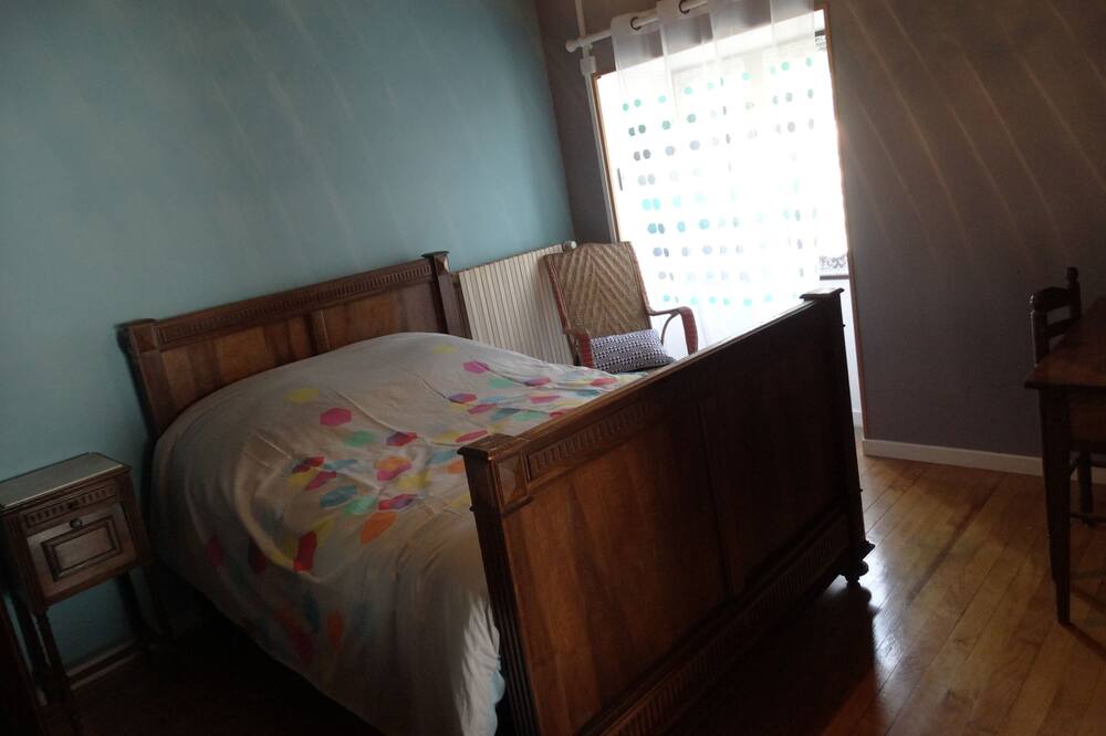 Photo of Bedroom in Saugues