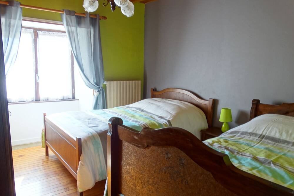 Photo of Bedroom in Saugues