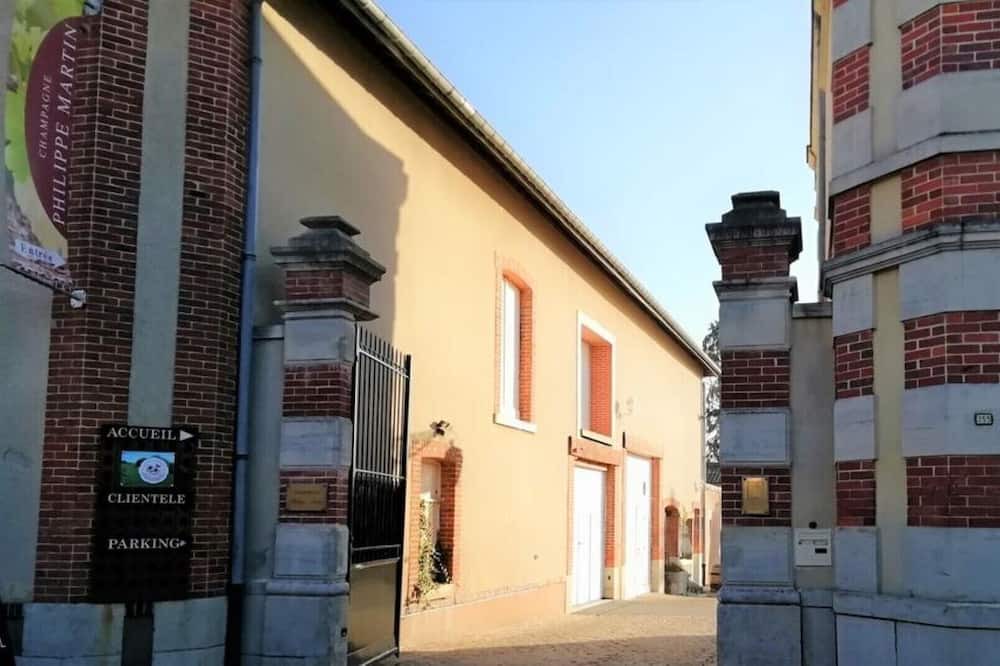 Photo of Outdoor in Cumieres