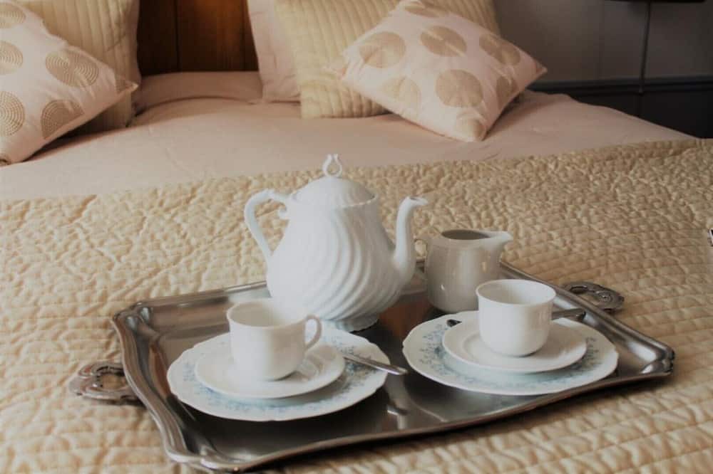 Photo of Bedroom in Cumieres