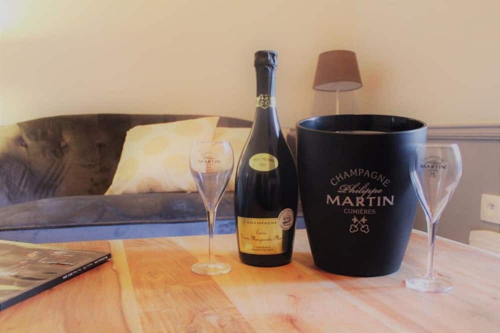 Photo of Bedroom in Cumieres