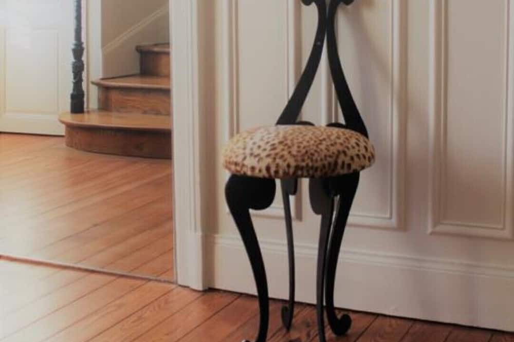 Photo of Bedroom in Cumieres